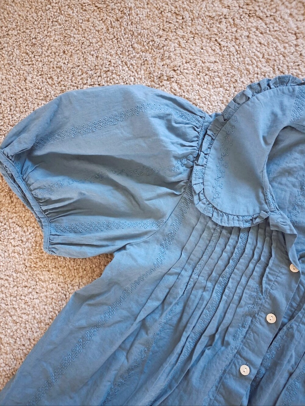 Universal Thread Dusty Blue Peter Pan Collar Puff Sleeve Pintuck Button Up Top - Picture 8 of 8